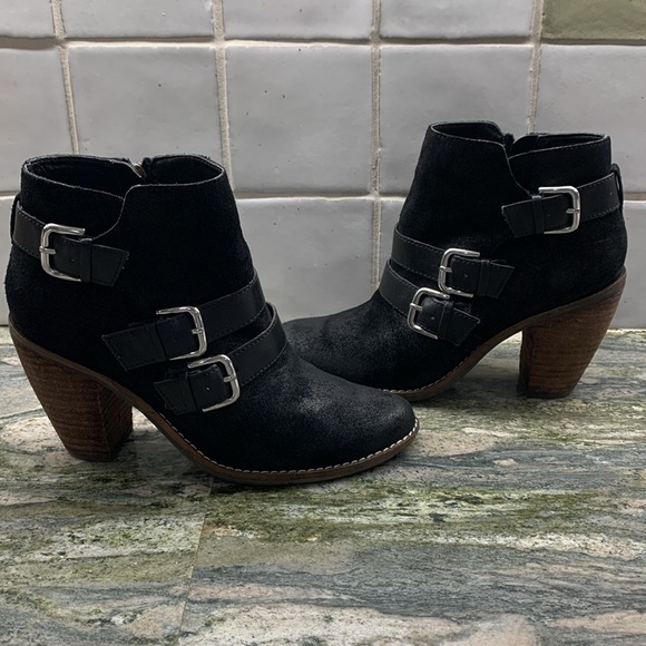 DV by Dolce Vita Colten Black suede booties size 7 - Picture 9 of 10